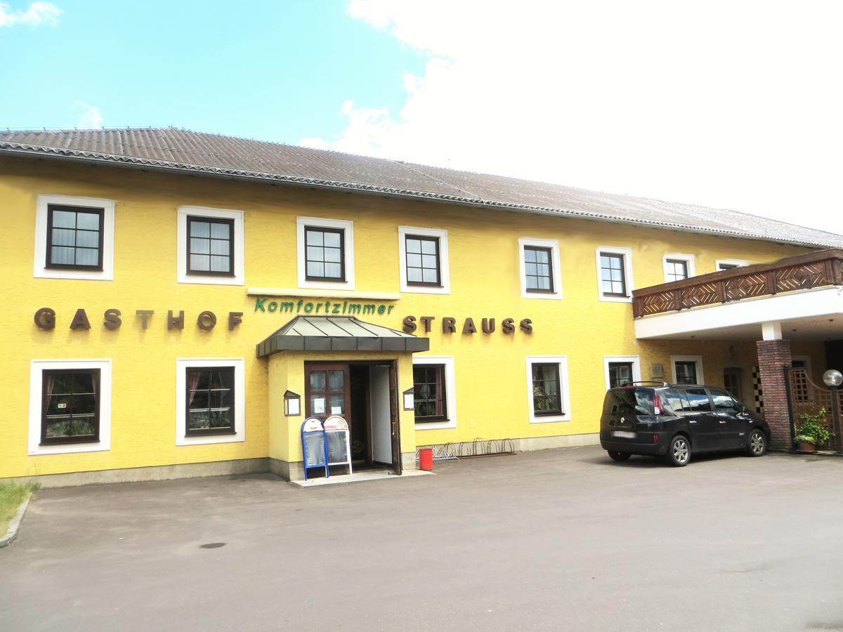 Gasthof Strauss Ansfelden Bagian luar foto